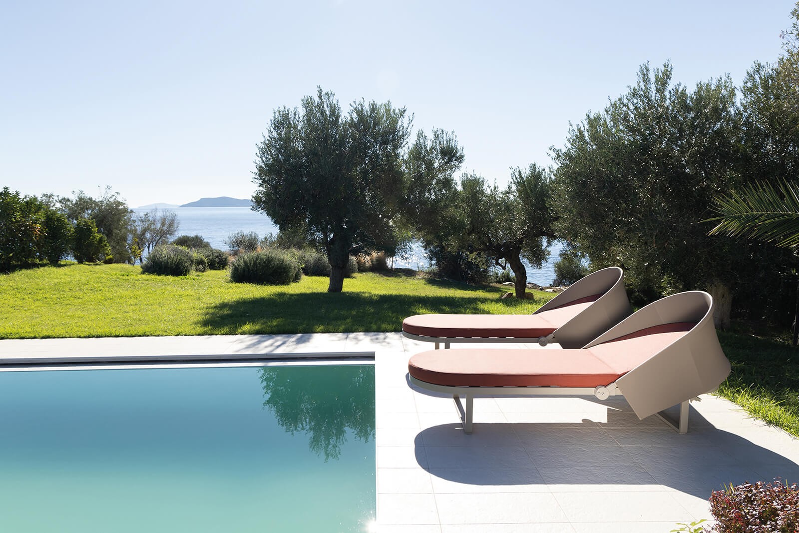 Modern Bahçeler İçin En Rahat Daybed Tasarımları